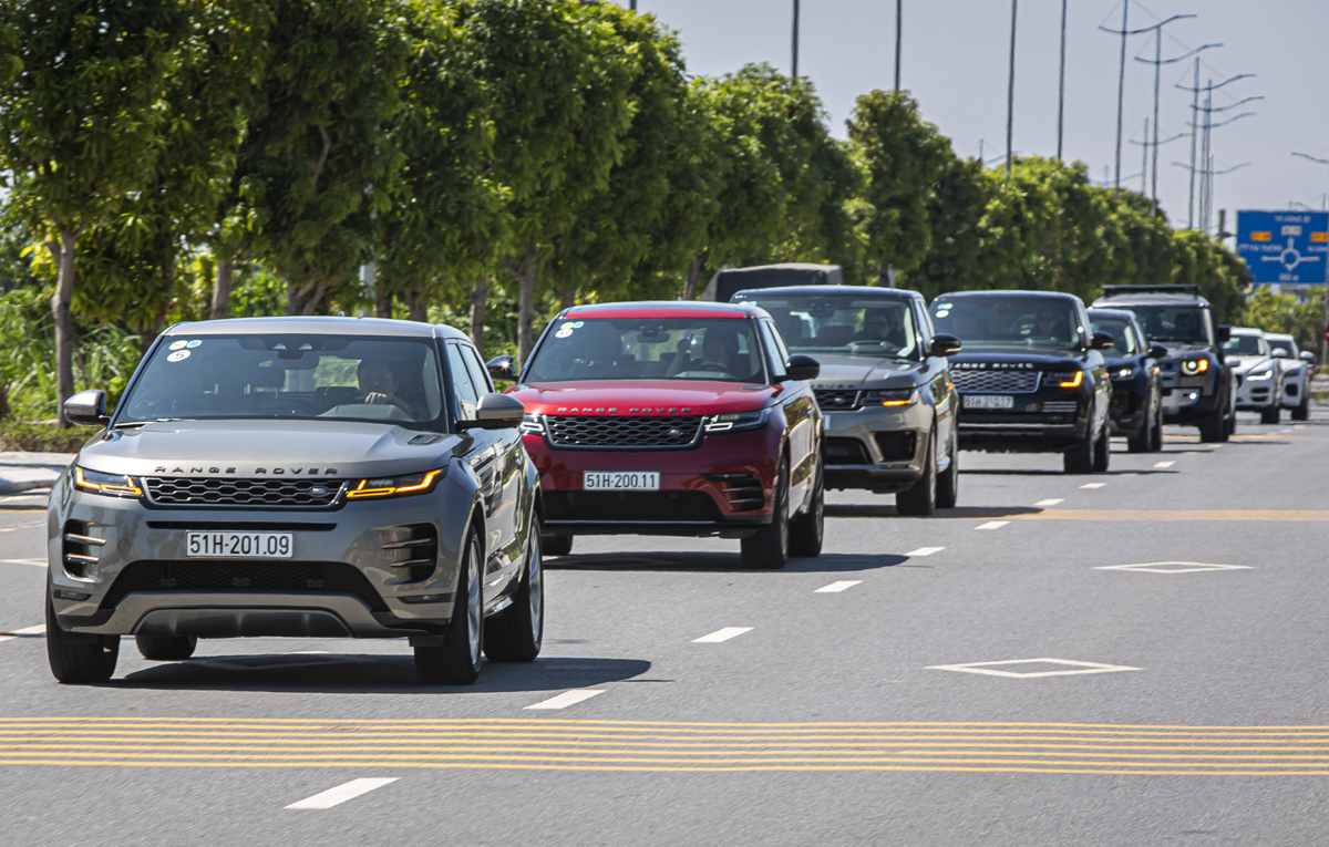 Jaguar Land Rover Việt Nam ưu đãi phí sửa chữa nhân dịp cuối năm