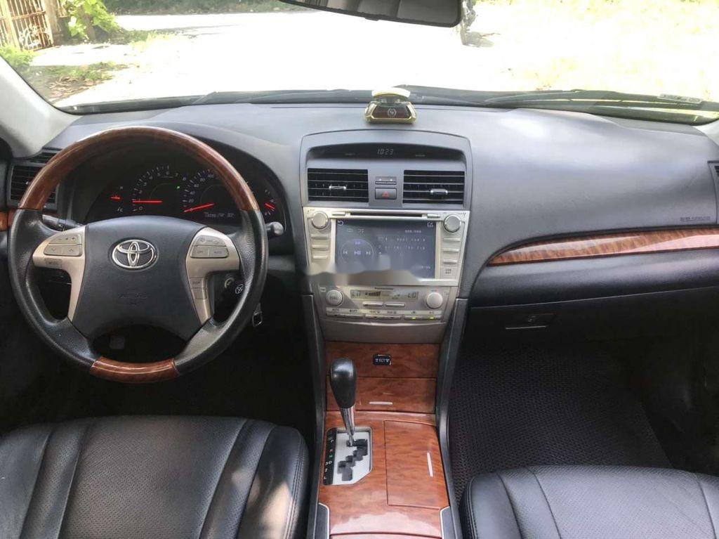 Giá xe Toyota Camry 2010 bao nhiêu?