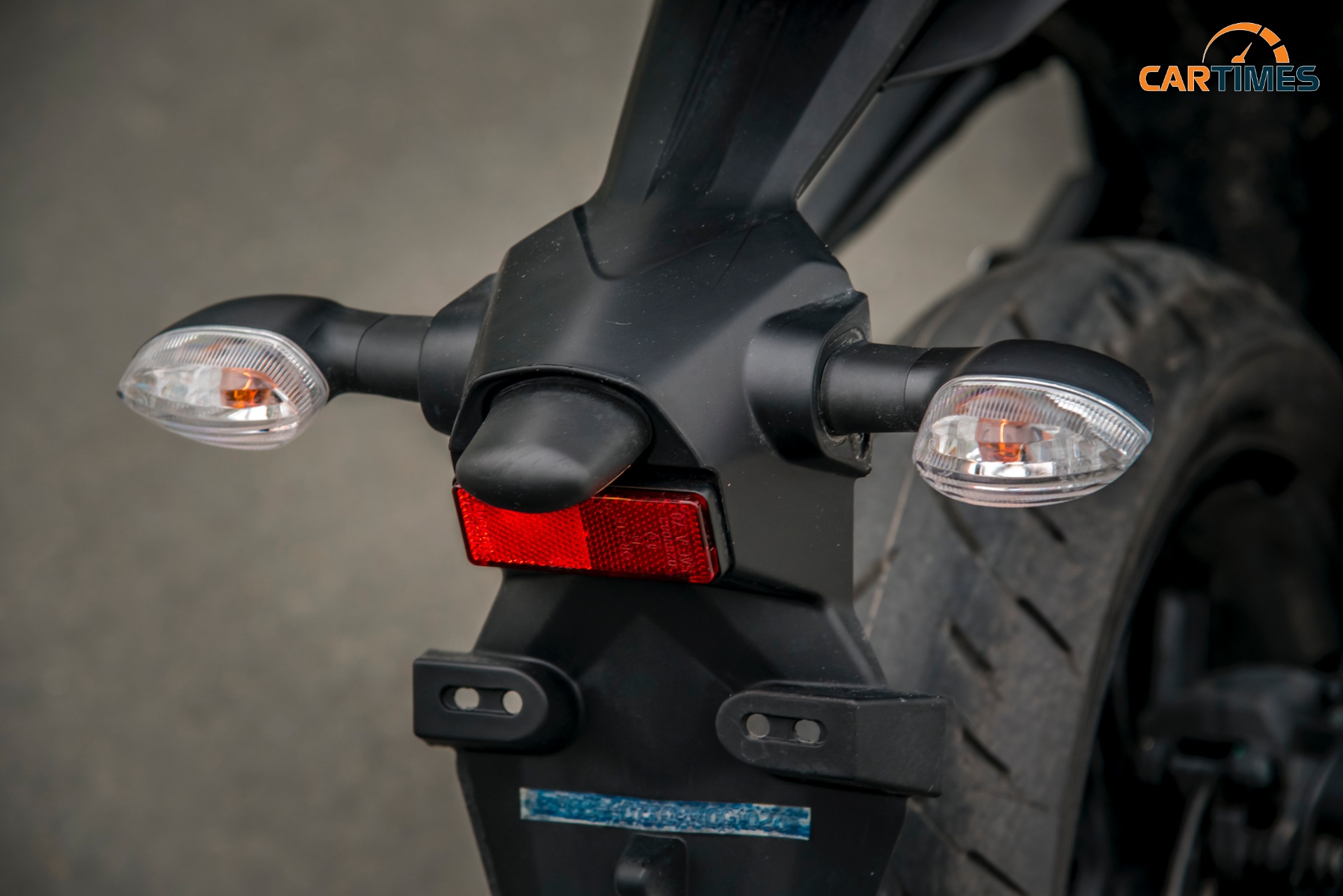 Đèn xi nhan phía sau xe Yamaha R3 2020