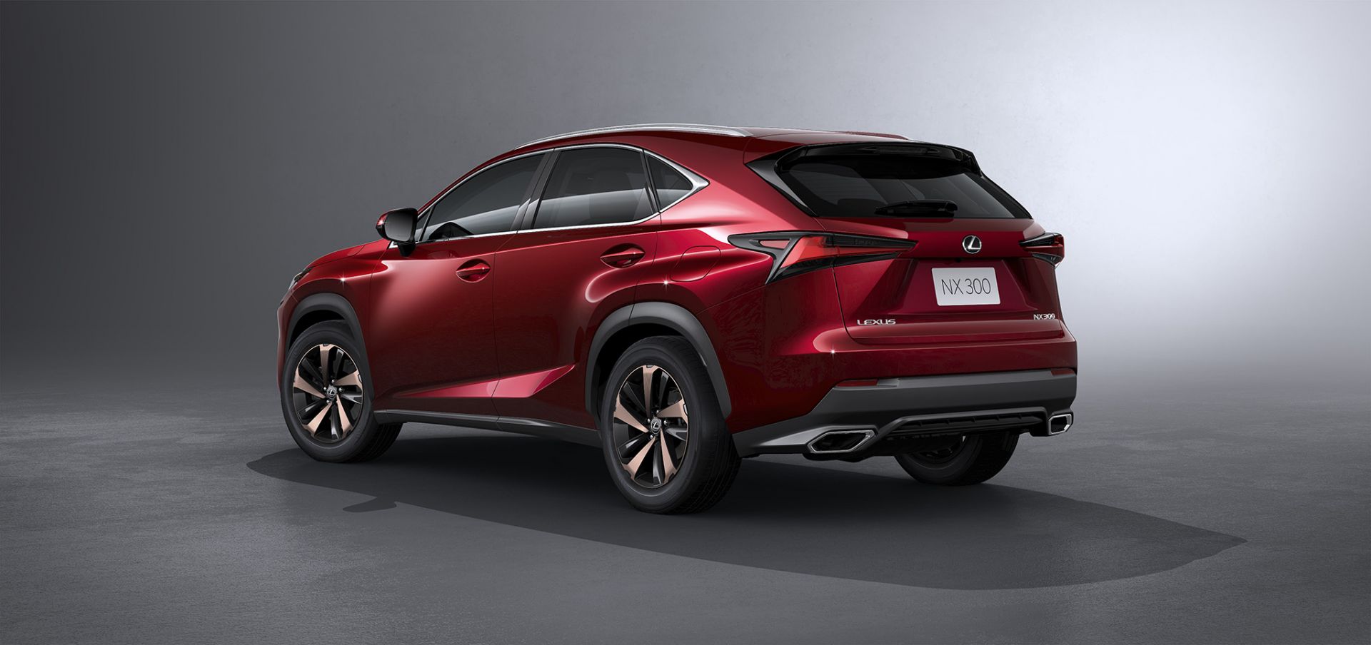 Lexus NX 300 2020 chính thức bán ra thị trường Việt với giá 2,56 tỷ đồng, cao hơn bản cũ