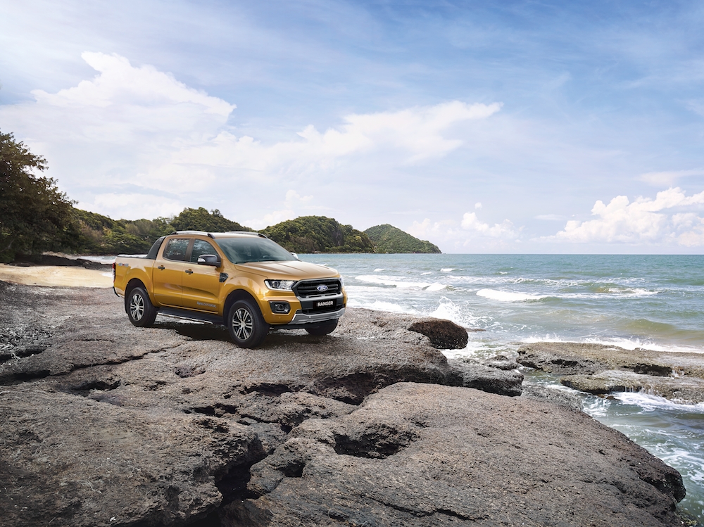 Ford Ranger Limited có giá 799 triệu đồng