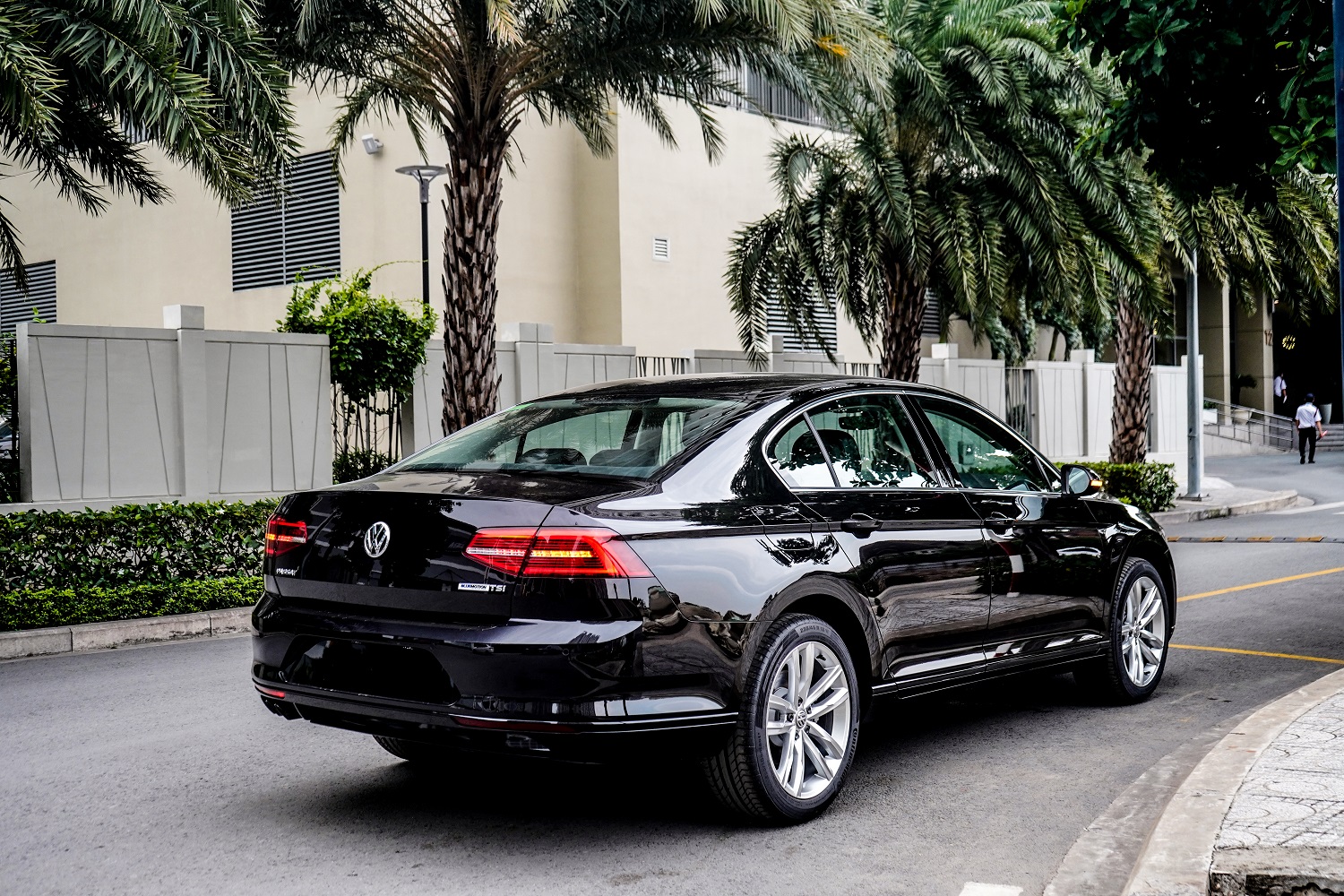Xe VW Passat BlueMotion High