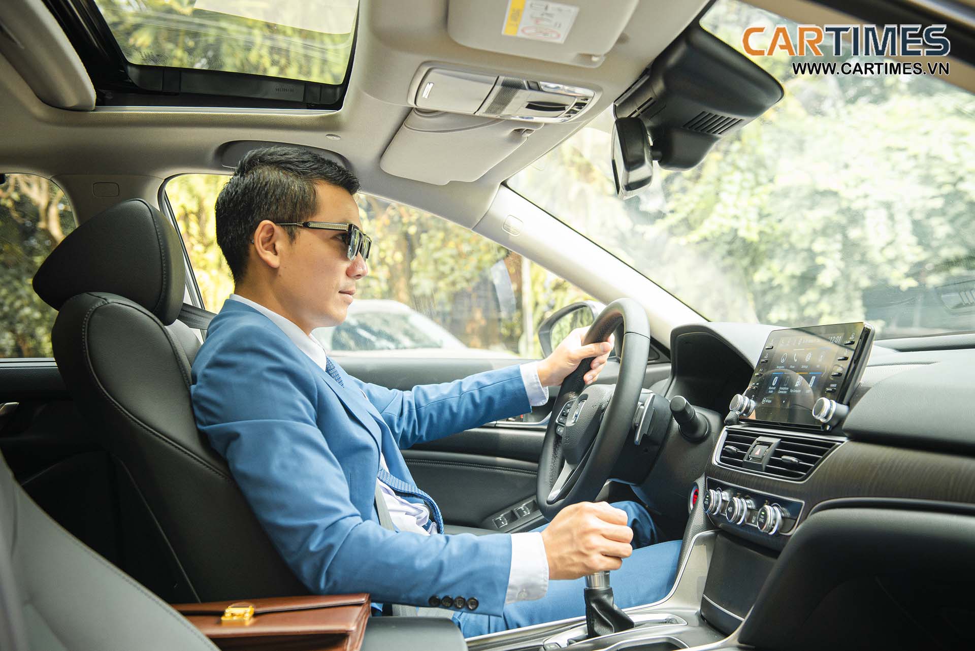 Vận hành xe Honda Accord 2020