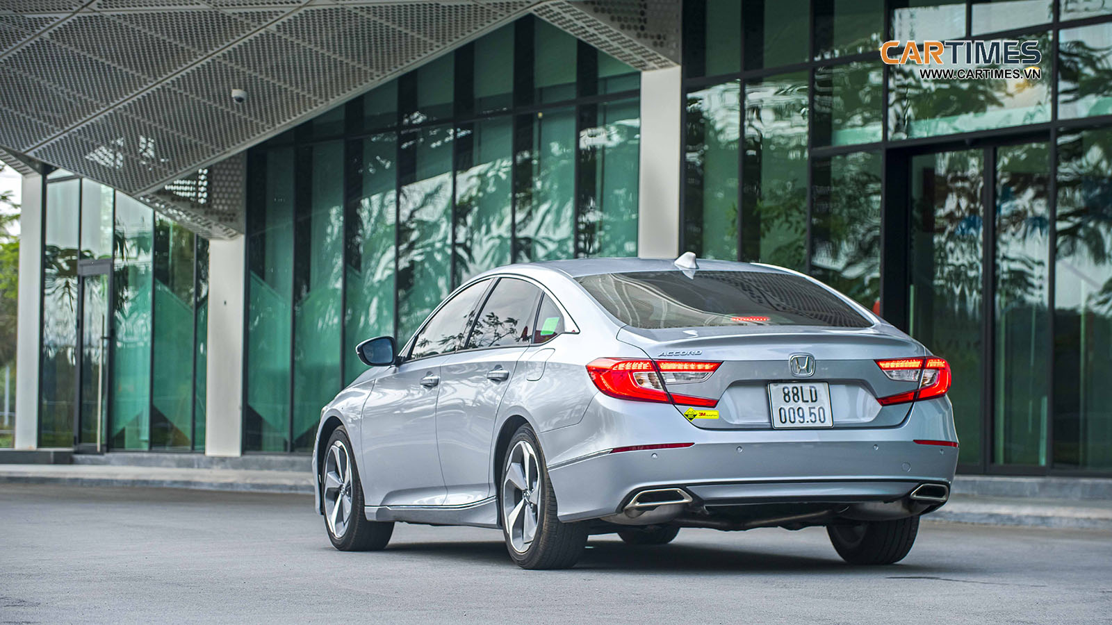 Giá bán xe Honda Accord 2020