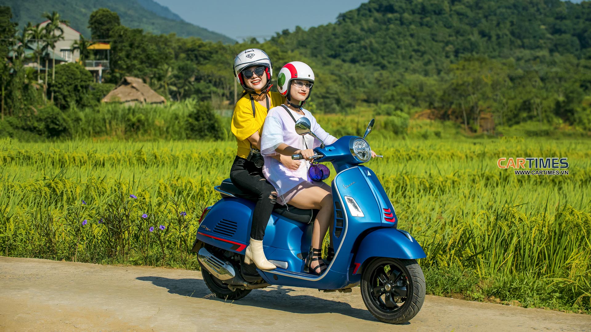 Xe Piaggio Vespa Super 125