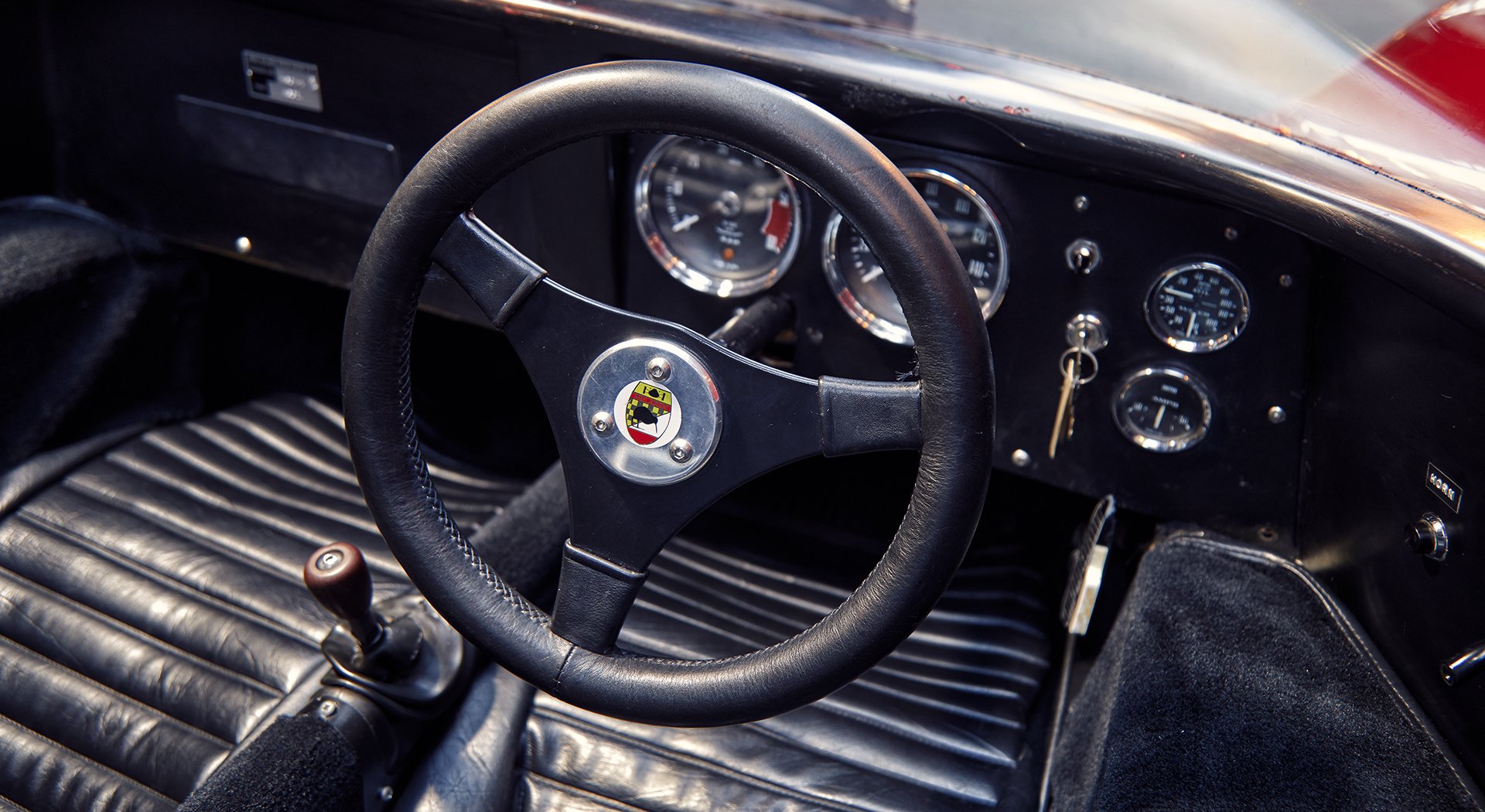 Siêu xe McLaren M6GT 