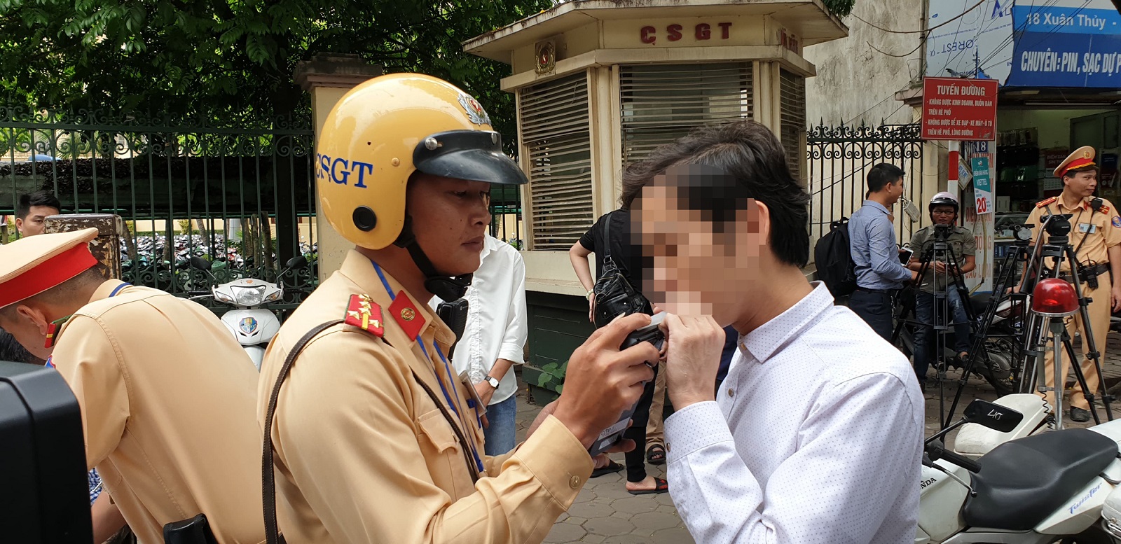 kiểm tra nồng độ cồn