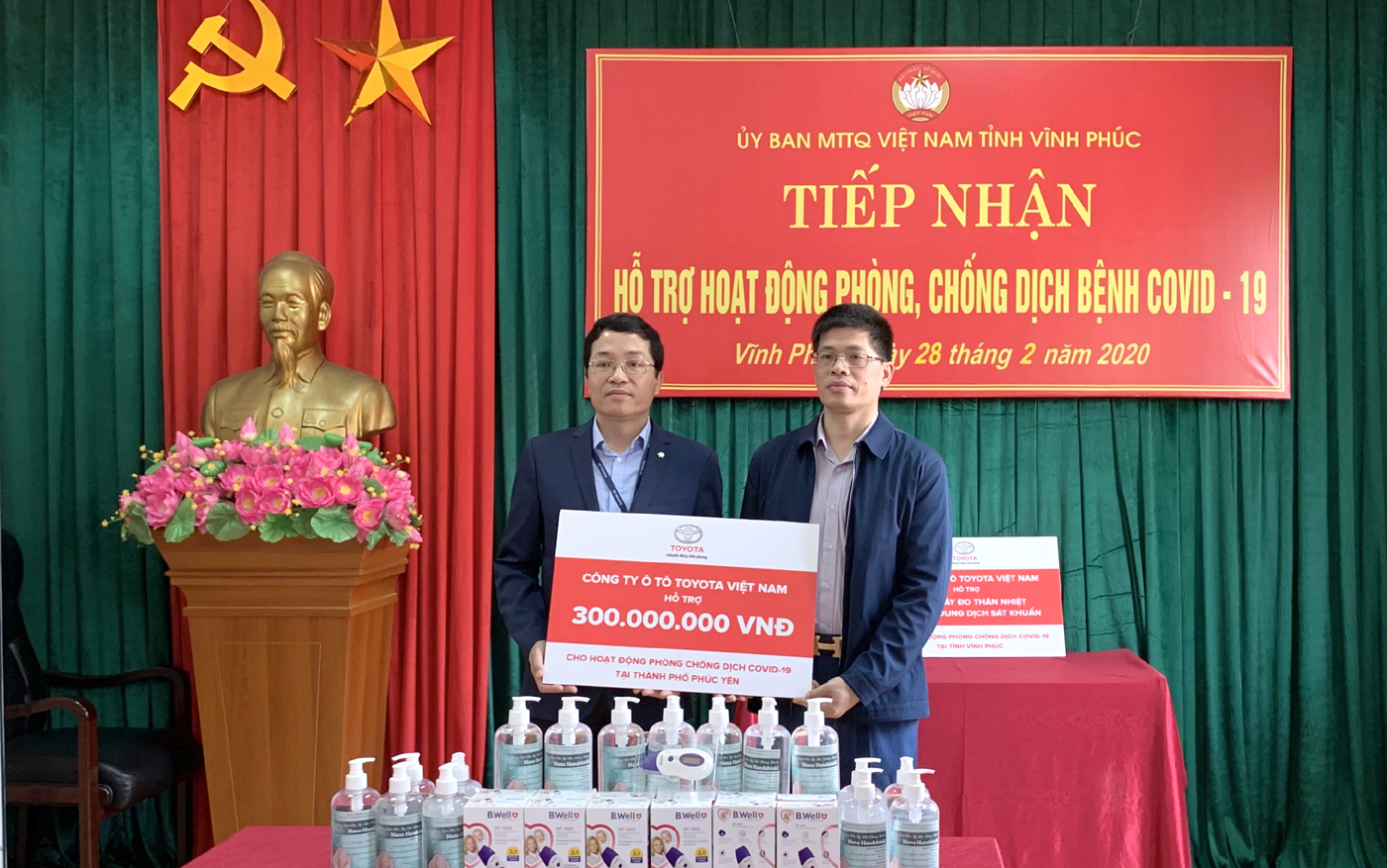TMV trao tặng trang thiết bị y tế cho Tỉnh Vĩnh Phúc
