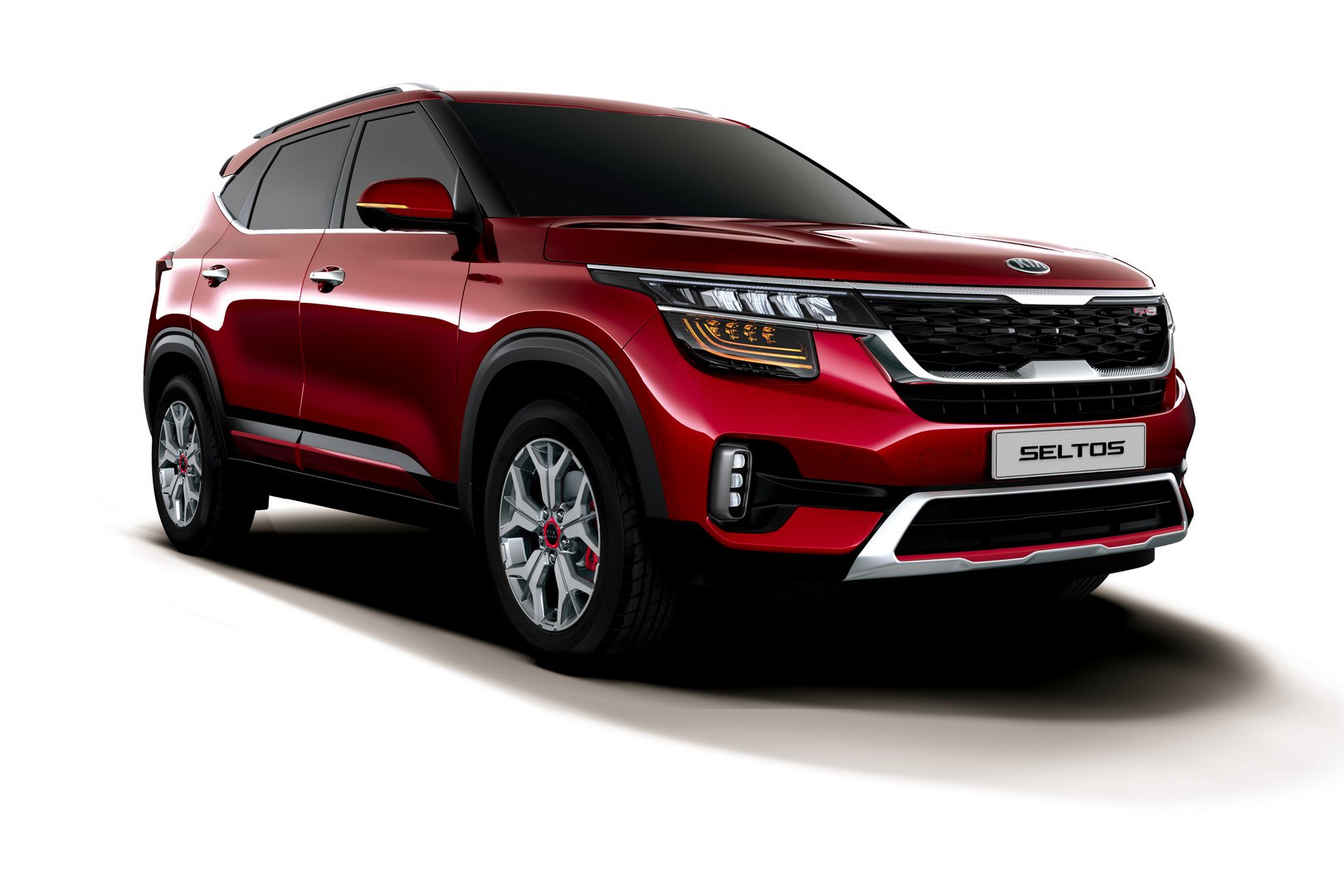 Kia Seltos có thiết kế mạnh mẽ hơn hẳn các mẫu xe trước đây của hãng xe Hàn Quốc