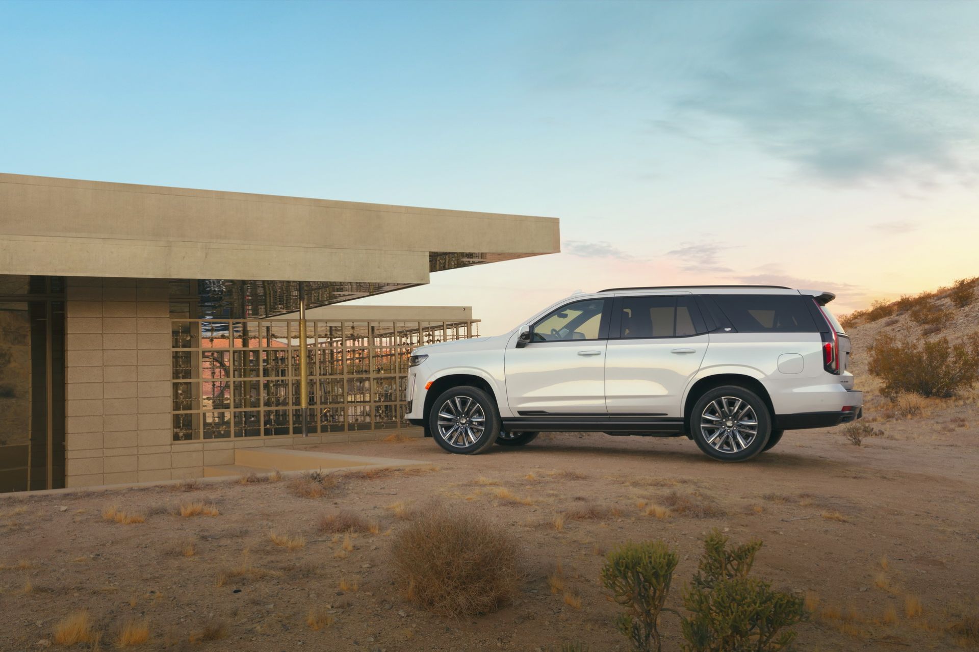 Cadillac Escalade 2021 với thân xe đặc trưng