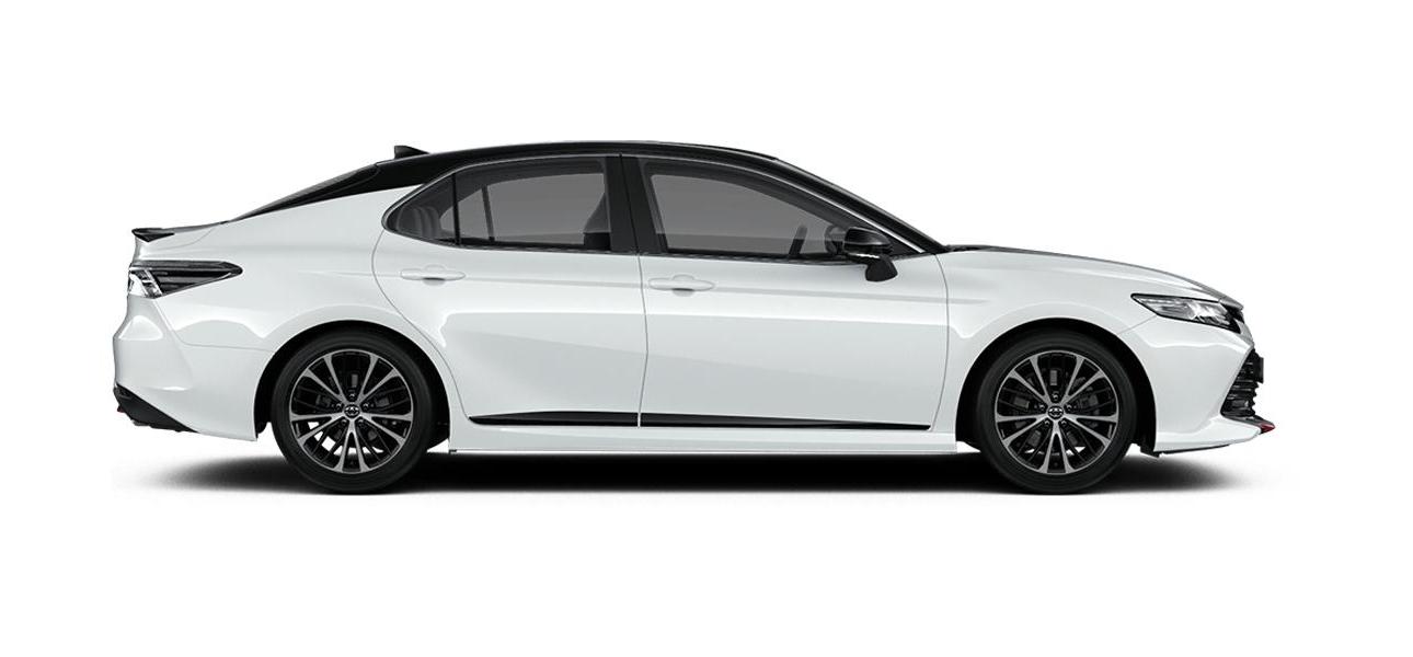 Thiết kế bên hông xe Toyota Camry S-Edition