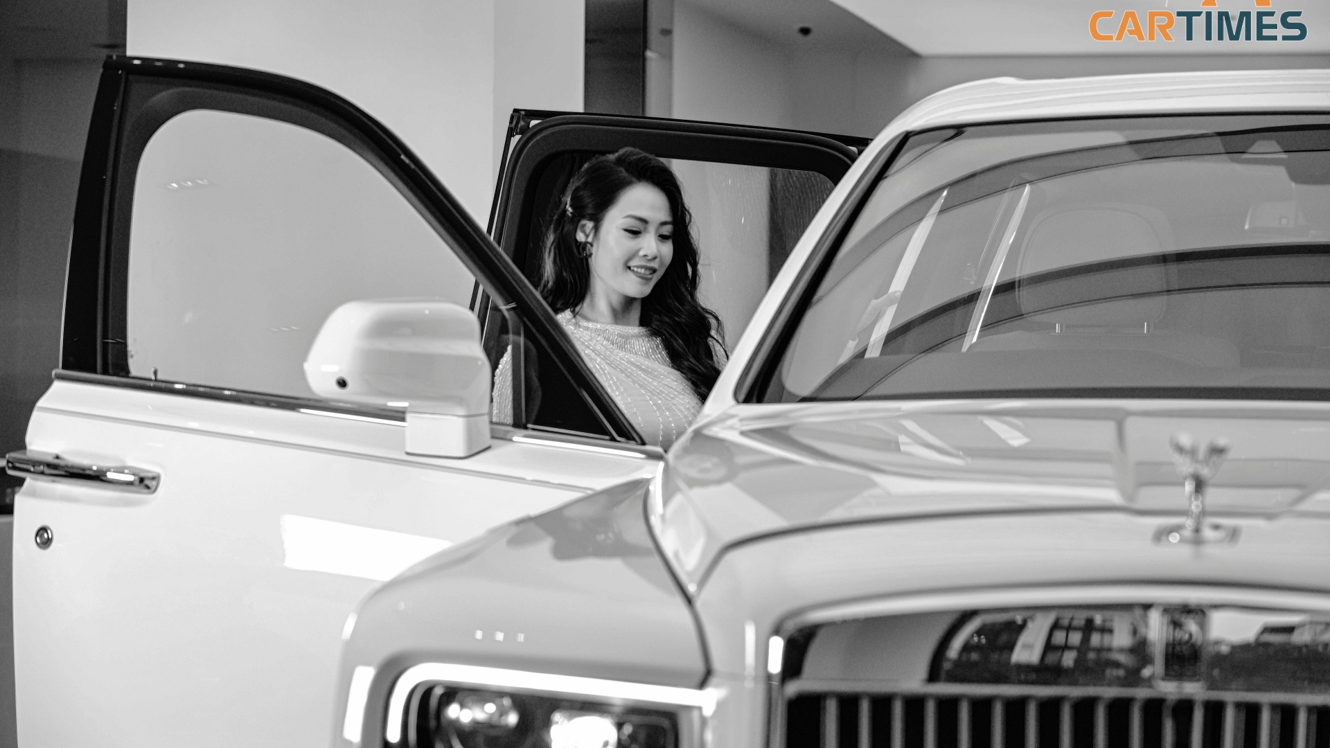 Xe Rolls-Royce Cullinan 