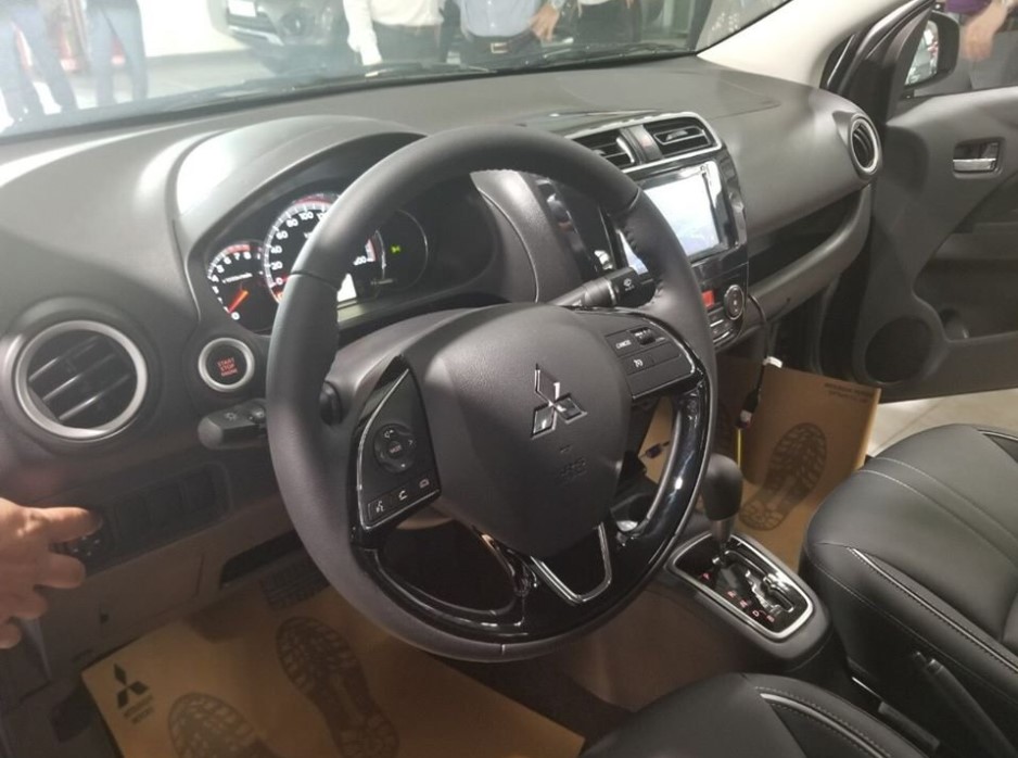 Giá lăn bánh xe Mitsubishi Attrage 2020 mới nhất