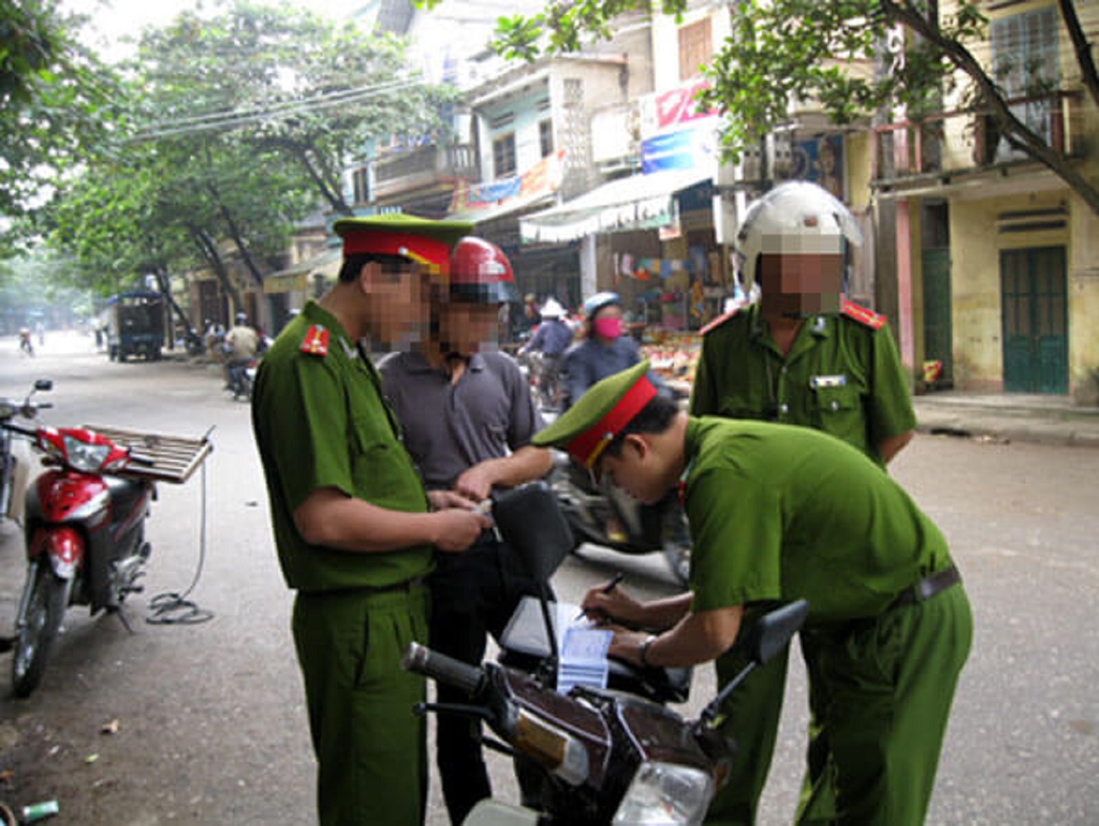 cảnh sát trật tư
