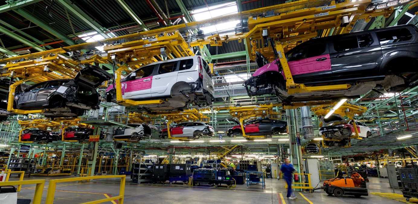 Ba công nhân nhiễm virus corona, Ford phải tạm đóng cửa nhà máy