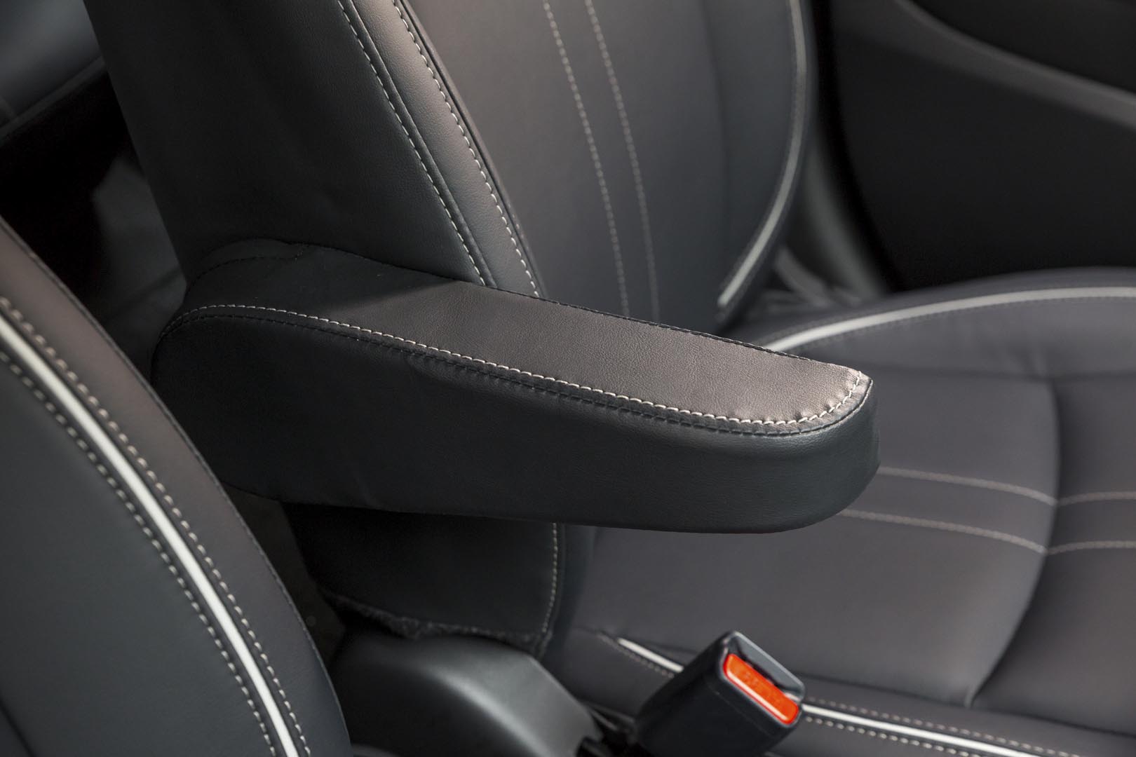 xe Mitsubishi Attrage 2020