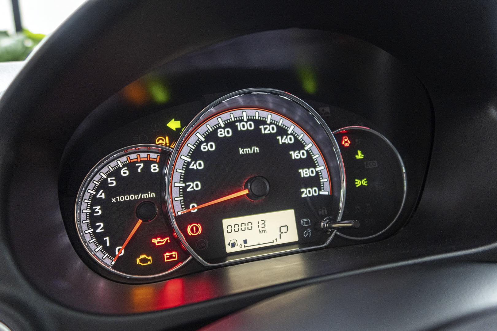 Đồng hồ hiển thị của xe Mitsubishi Attrage 2020