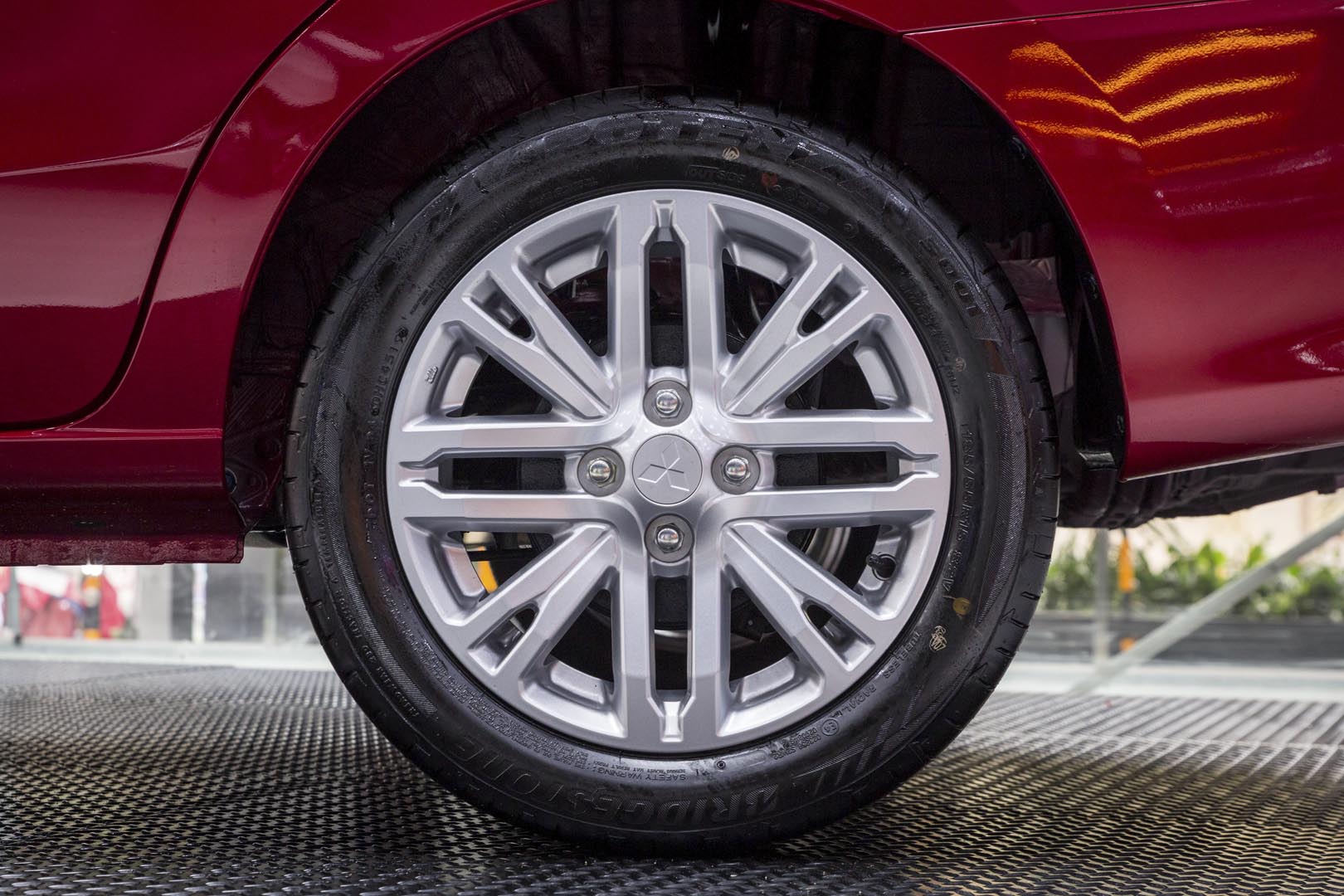 La zăng hợp kim 15 inch của xe Mitsubishi Attrage 2020