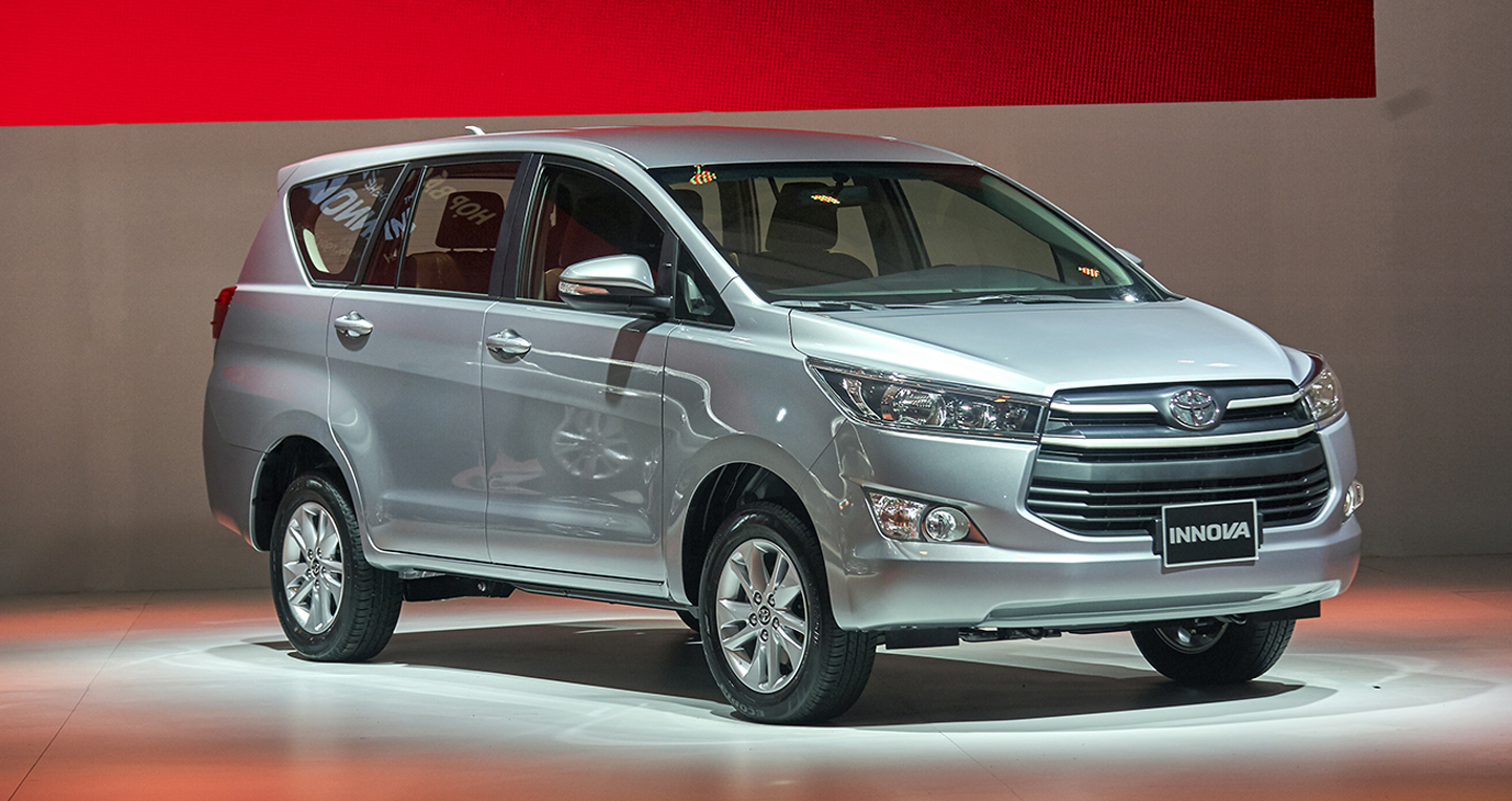Giá xe Toyota Innova tại đại lý giảm mạnh, kỳ vọng lấy lại ngôi vương từ Xpander