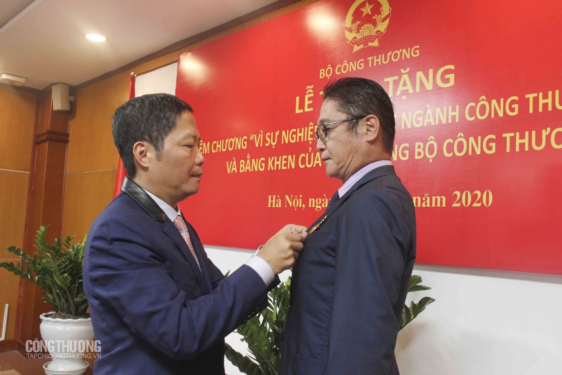 Bộ trưởng Trần Tuấn Anh 