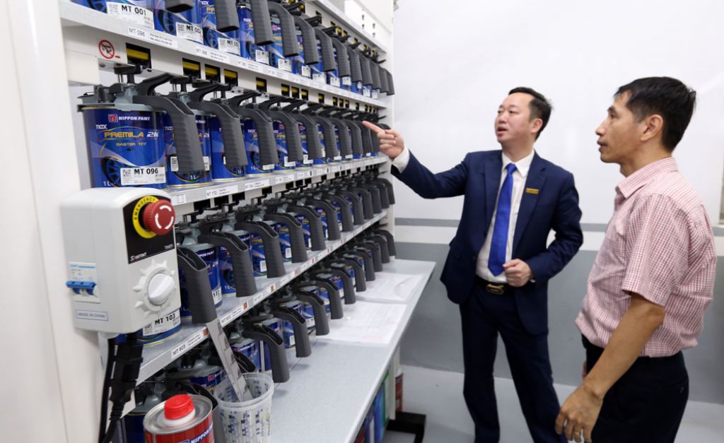 Học cụ nằm trong gói hỗ trợ kỹ thuật sửa chữa Thân xe và Sơn