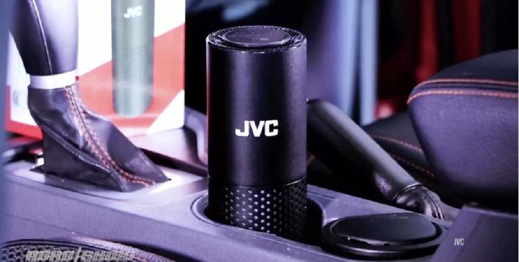 Lọc không khí HEPA của JVC khá nhỏ gọn.