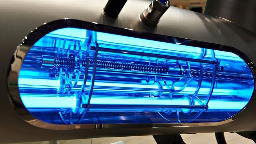 Đèn chiếu tia UV