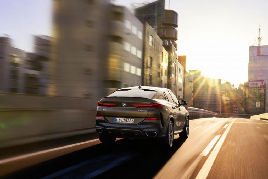 BMW X6 thế hệ mới ra mắt Thái Lan với giá hơn 5,2 tỷ đồng