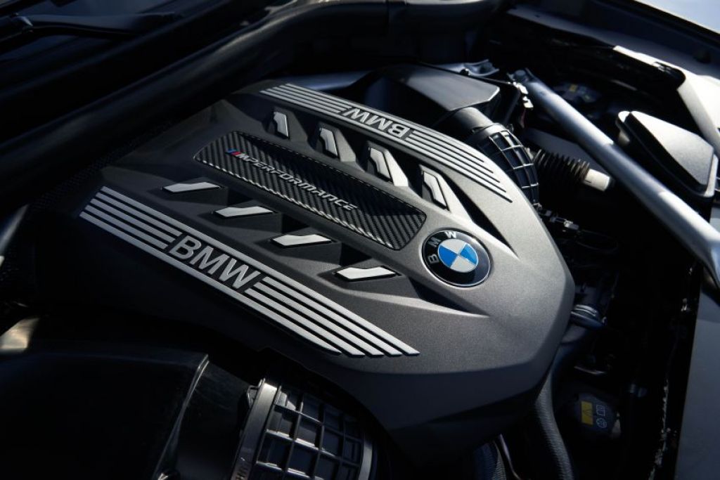 BMW X6 thế hệ mới ra mắt Thái Lan với giá hơn 5,2 tỷ đồng