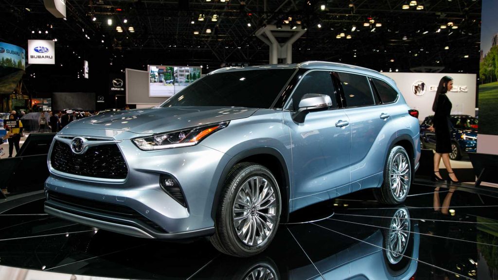 Gần 39.000 xe Toyota Highlander bị triệu hồi