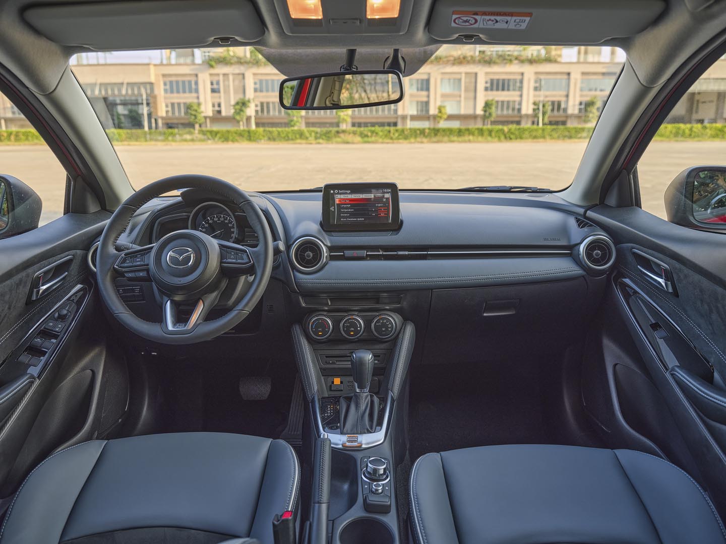 Nội thất xe Mazda 2020