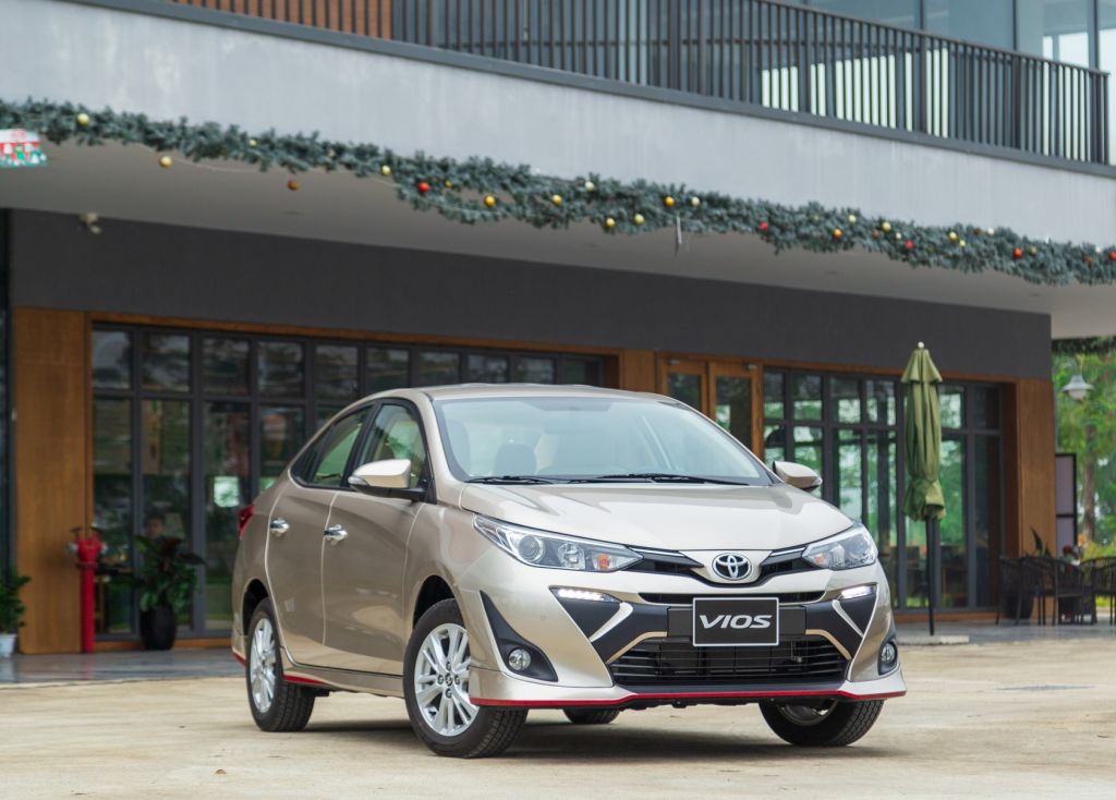 Toyota Vios đạt doanh số bán 2.293 xe, đứng đầu toàn thị trường