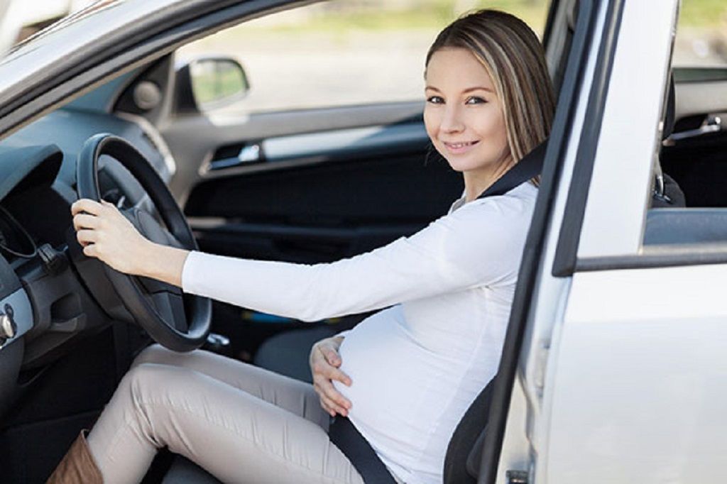 kinh nghiệm lái xe cho bà bầu