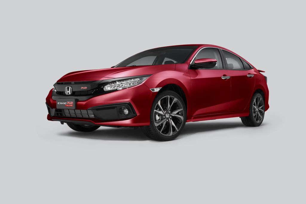 Kia Cerato bất ngờ vượt mặt đối thủ nặng kí Mazda3 trong tháng 3/2020