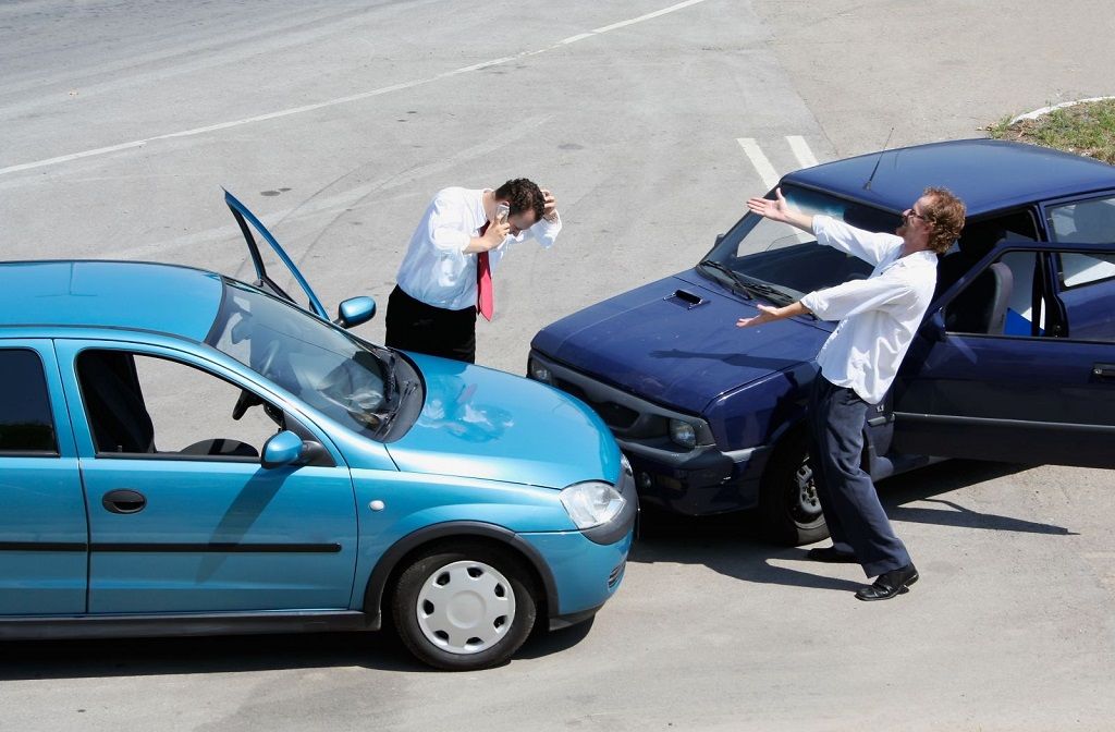 lưu ý khi mua bảo hiểm xe ô tô