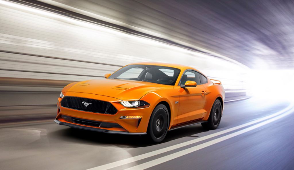 Ford Mustang V8 GT mới