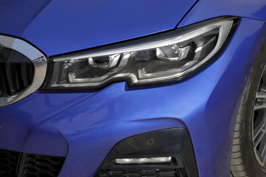 Hệ thống đèn Laserlight độc quyền của BMW