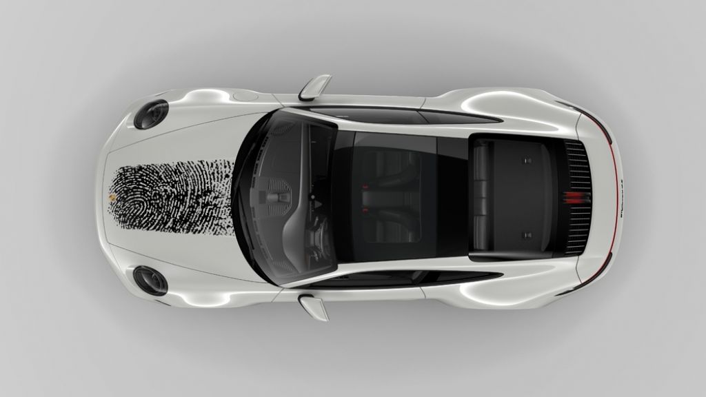 Chiếc Porsche 911 được cá nhân hoá bằng dấu vân tay theo 1 cách đặc biệt