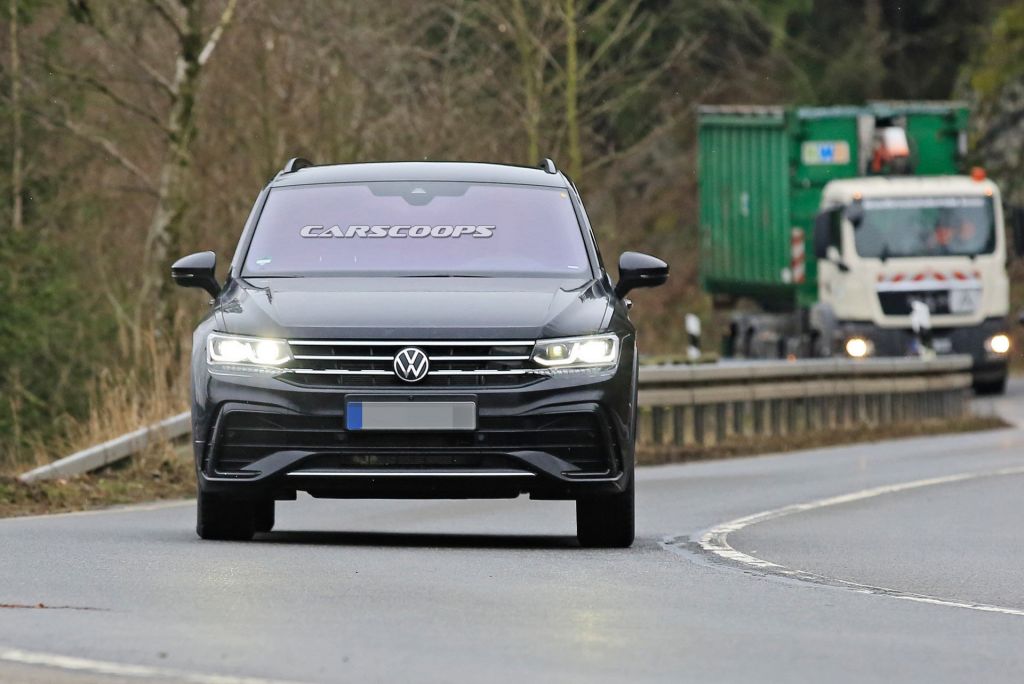 Đầu xe Volkswagen Tiguan 2021