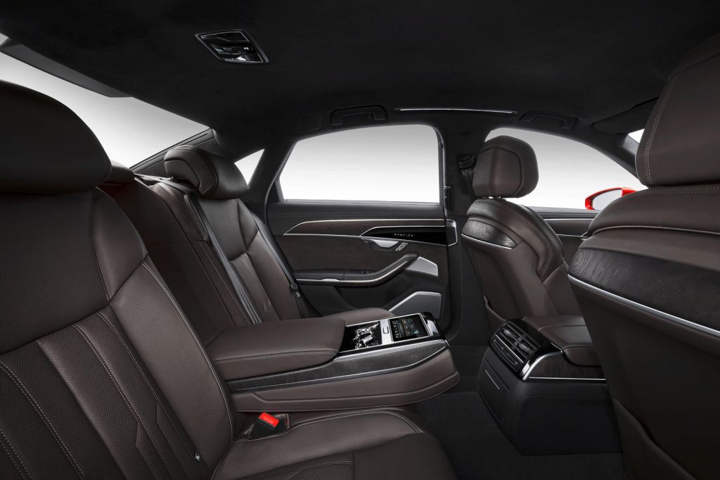 Nội thất 1 chiếc xe Audi phải qua nhiều bước kiểm tra trước khi xuất xưởng