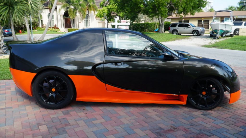 siêu xe Bugatti Veyron nhái
