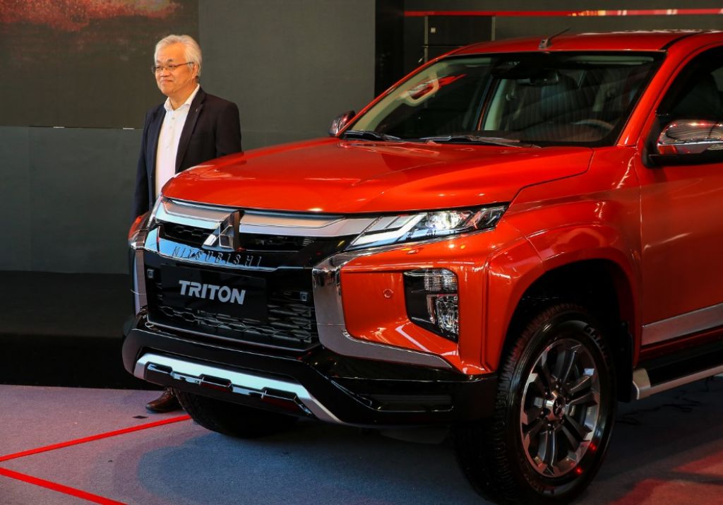 Toyota Hilux gây bất ngờ lớn trong phân khúc bán tải tháng 4/2020