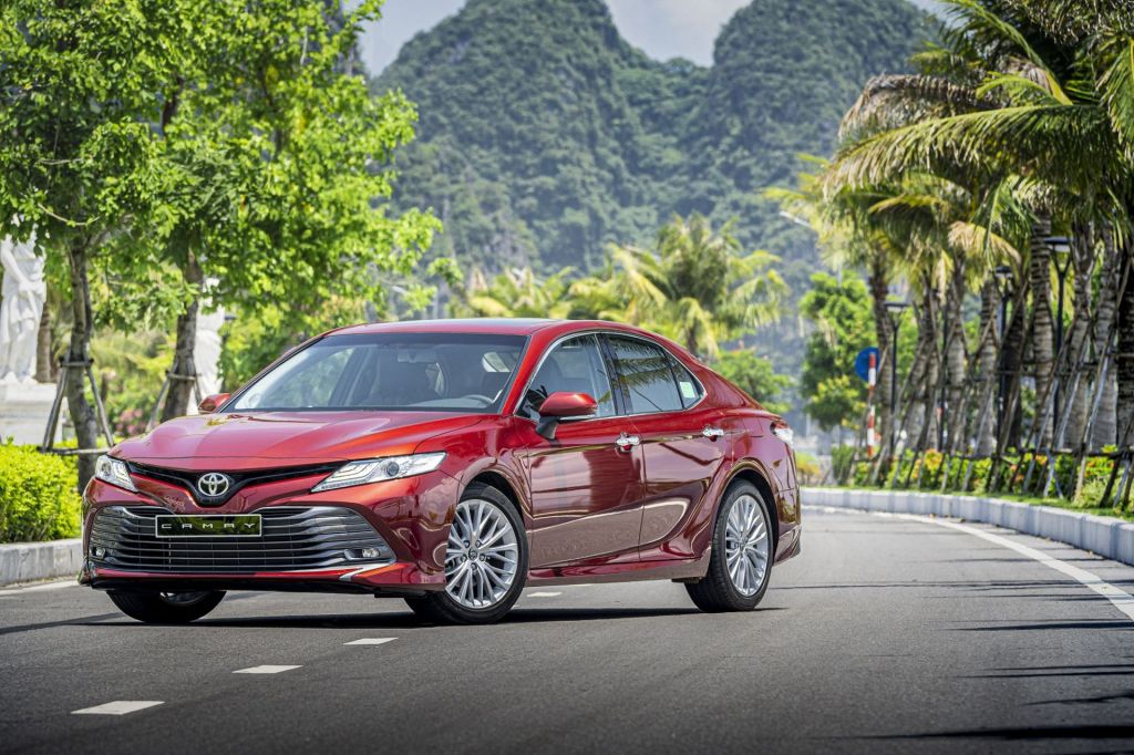 Triệu hồi xe Toyota Camry