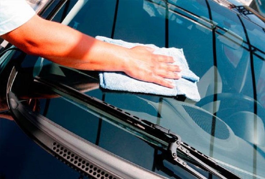 Tân trang các chi tiết nhựa bị xuống màu