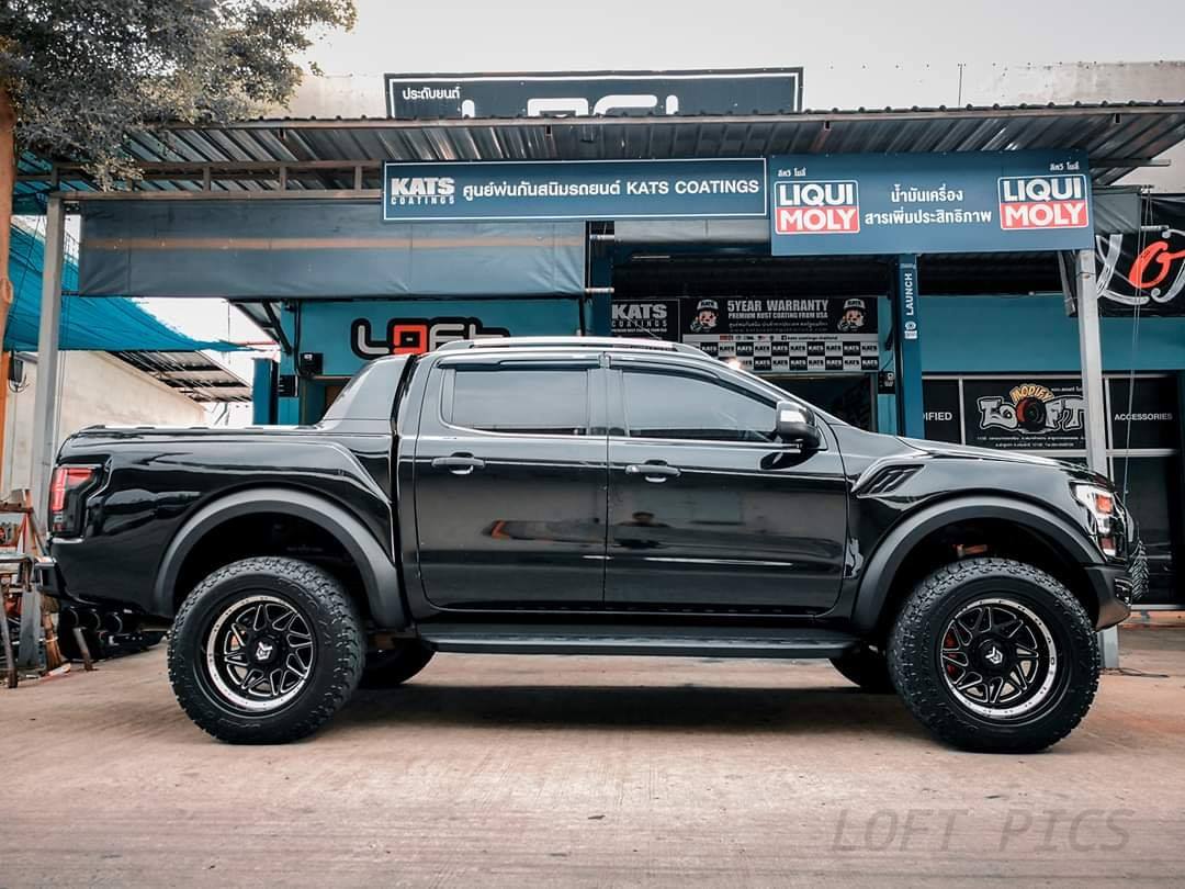 Đầu xe Ford Ranger Raptor trở nên hầm hố hơn bao giờ hết