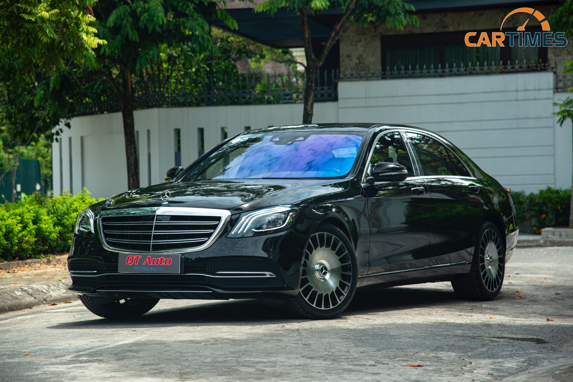 Xe Mercedes-Benz S450L 2018 với odo chưa tới 30.000 km