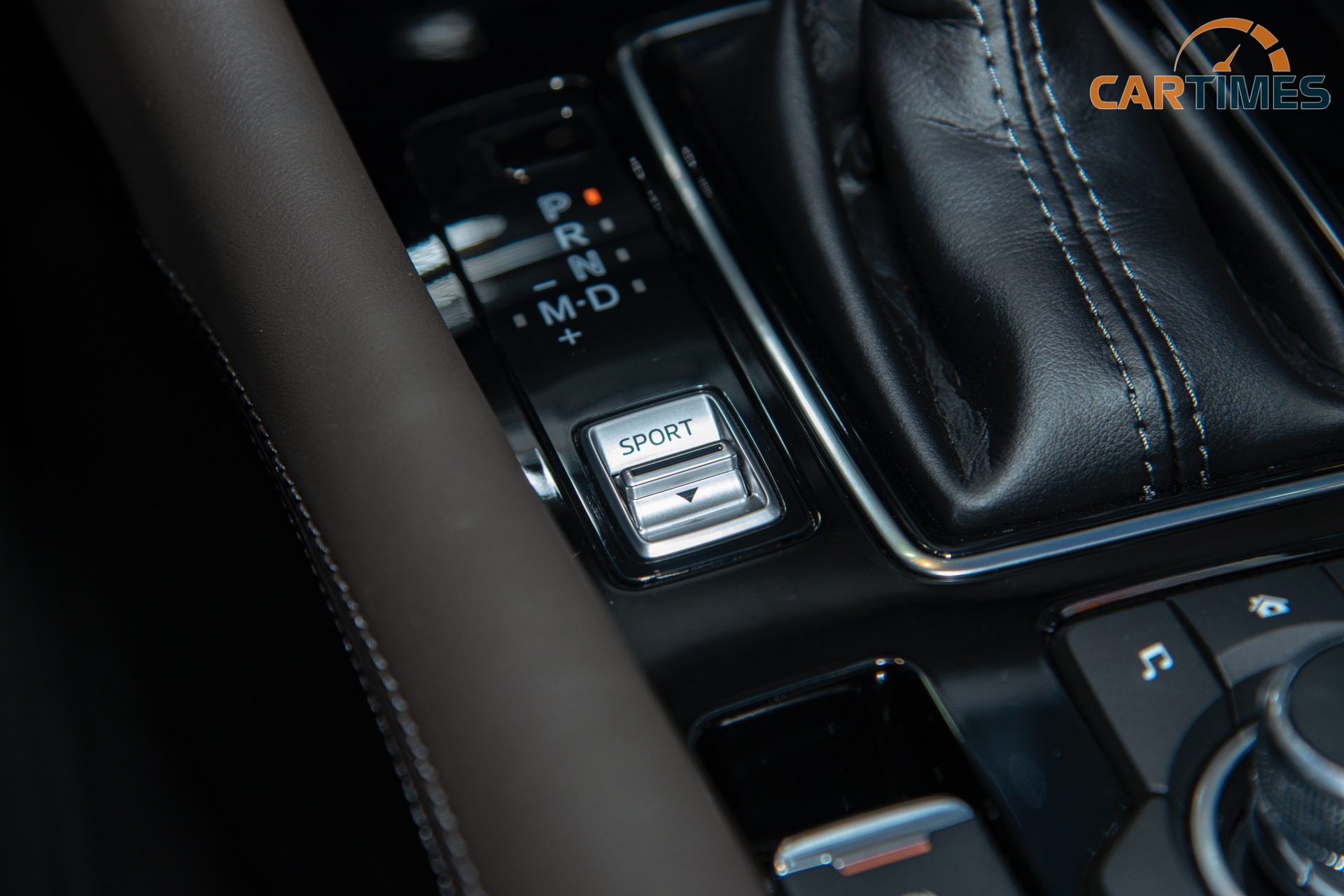 Chế độ Sport của xe Mazda6 2020