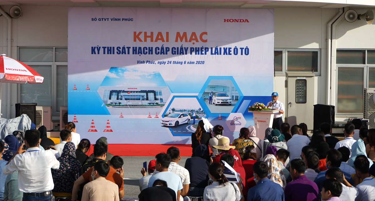 Trung tâm đào tạo lái xe an toàn của Honda Việt Nam (HVN) chính thức tổ chức kỳ thi sát hạch cấp Giấy phép lái xe (GPLX) ô tô lần đầu tiên