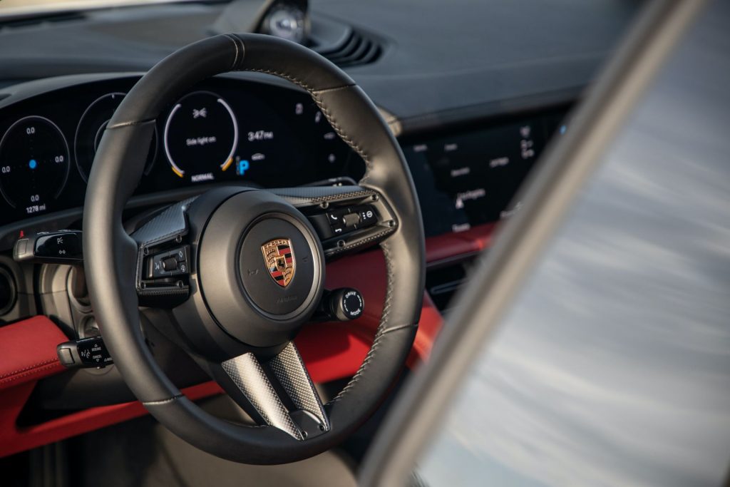 Porsche Taycan tại Trung Quốc sẽ có giá thấp hơn
