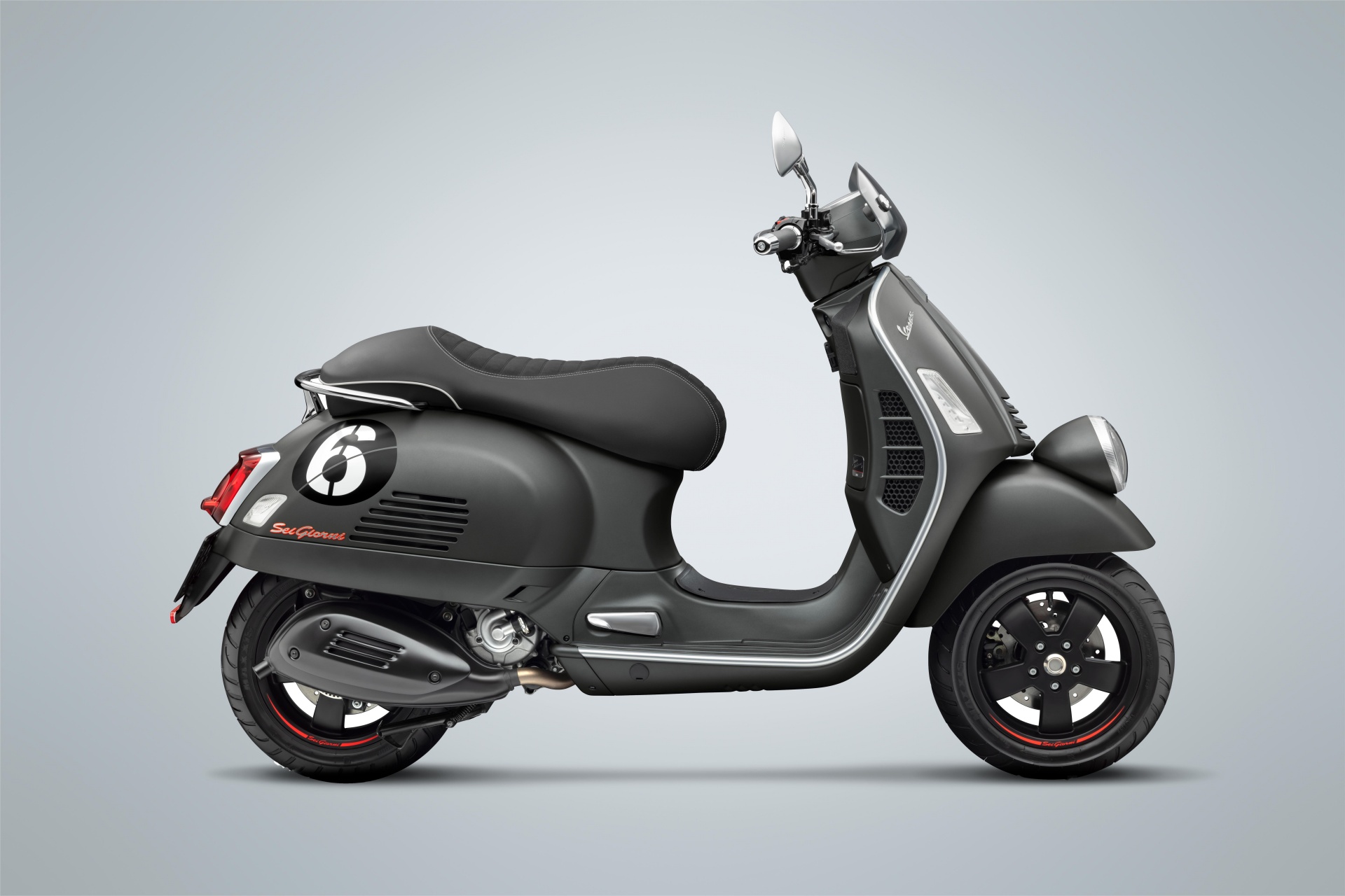 Xe Vespa Sei Giorni II có giá 139 triệu đồng
